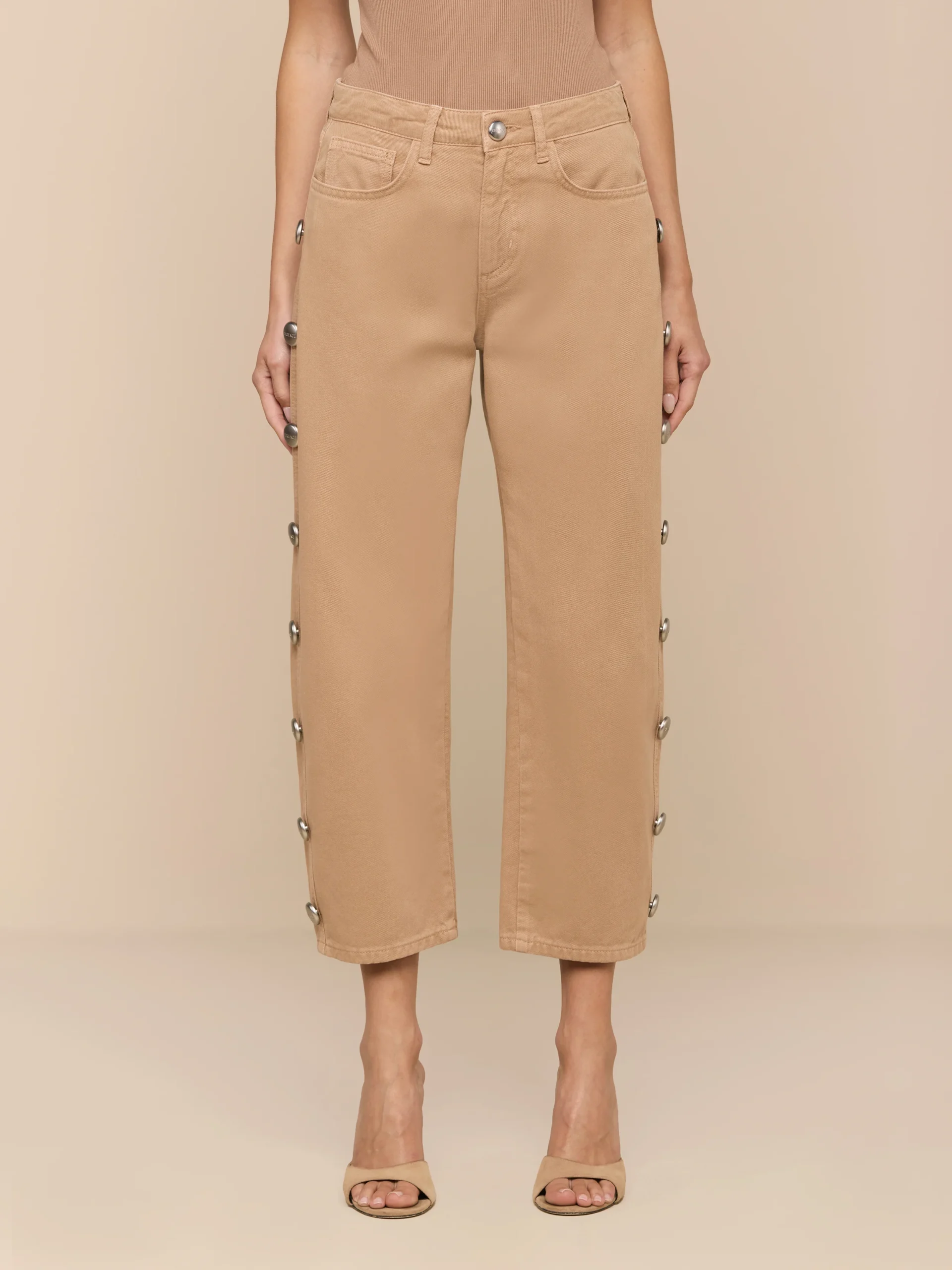 Mallis Studded Bow-Leg Jean