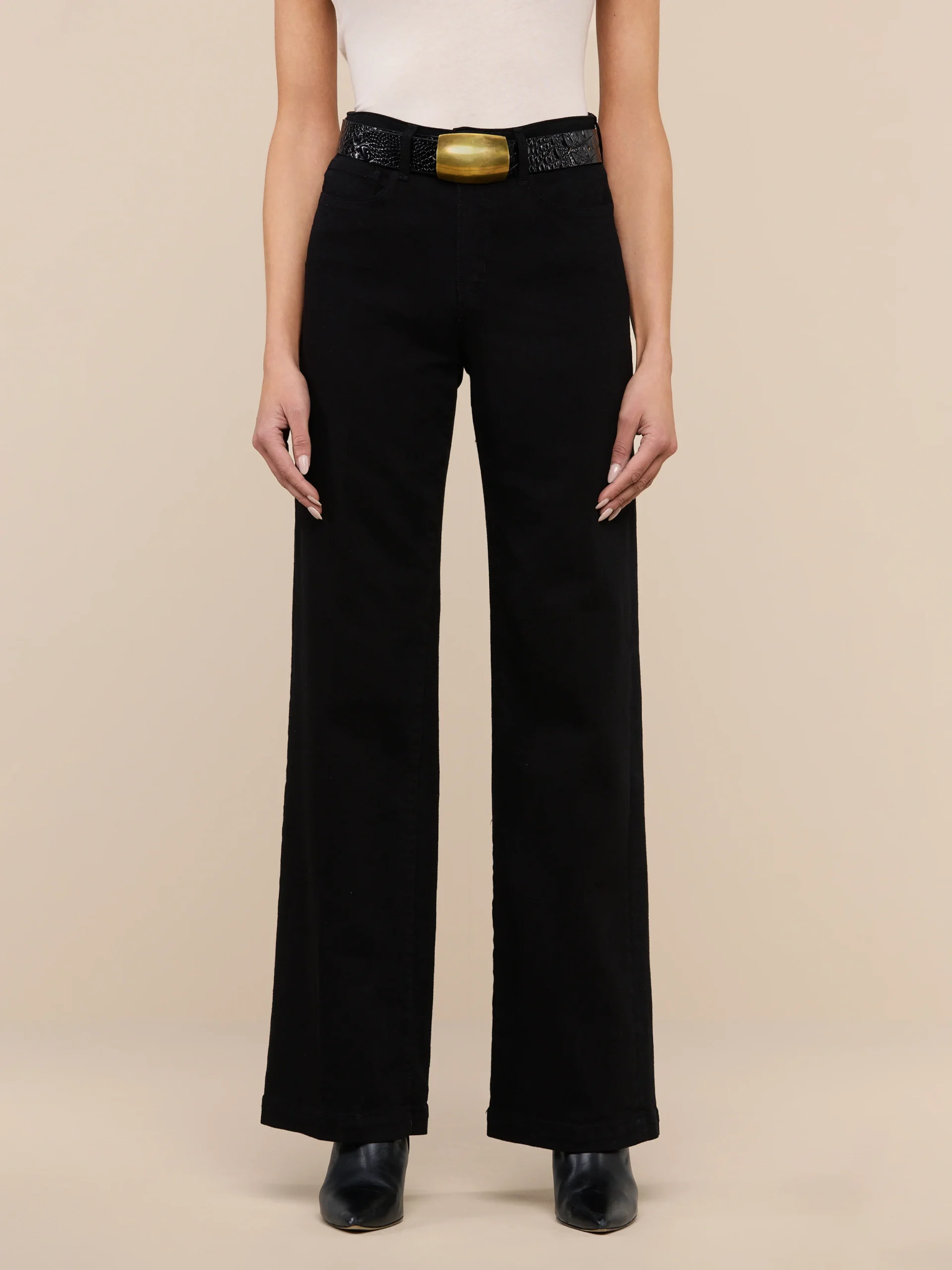 12149-scottie-wide-leg-jean-2.webp Scottie Wide-Leg Jean