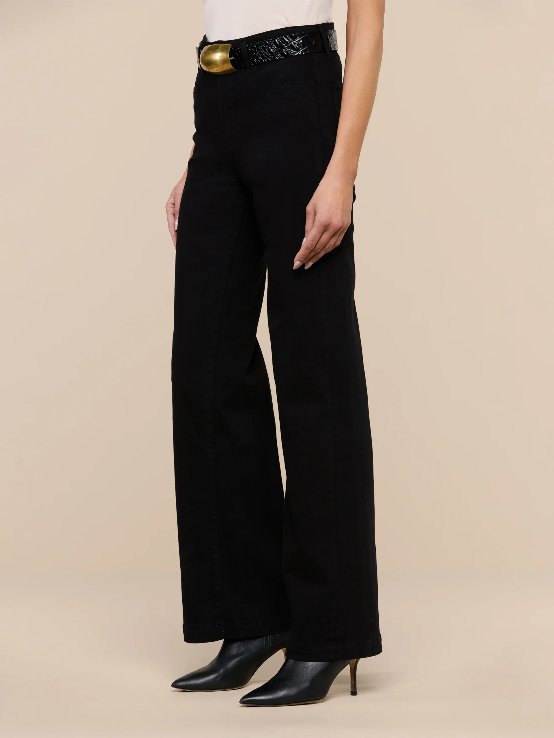12149-scottie-wide-leg-jean-3.webp Scottie Wide-Leg Jean