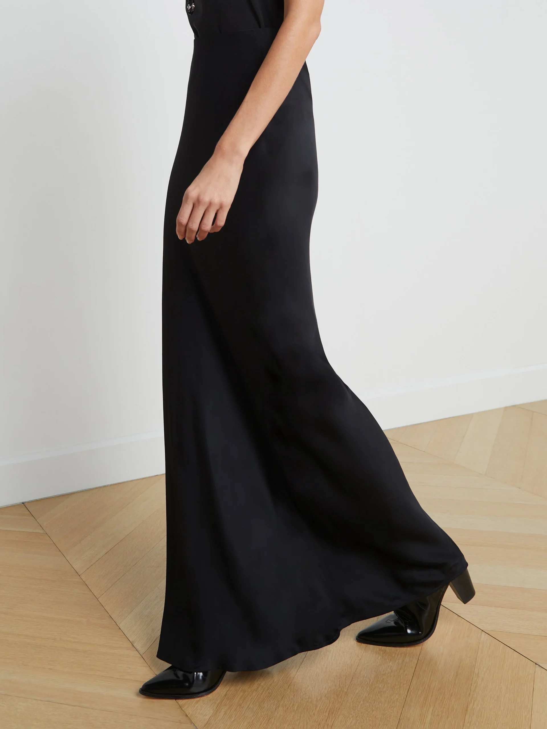 12714-zeta-satin-maxi-skirt-2.webp Zeta Satin Maxi Skirt