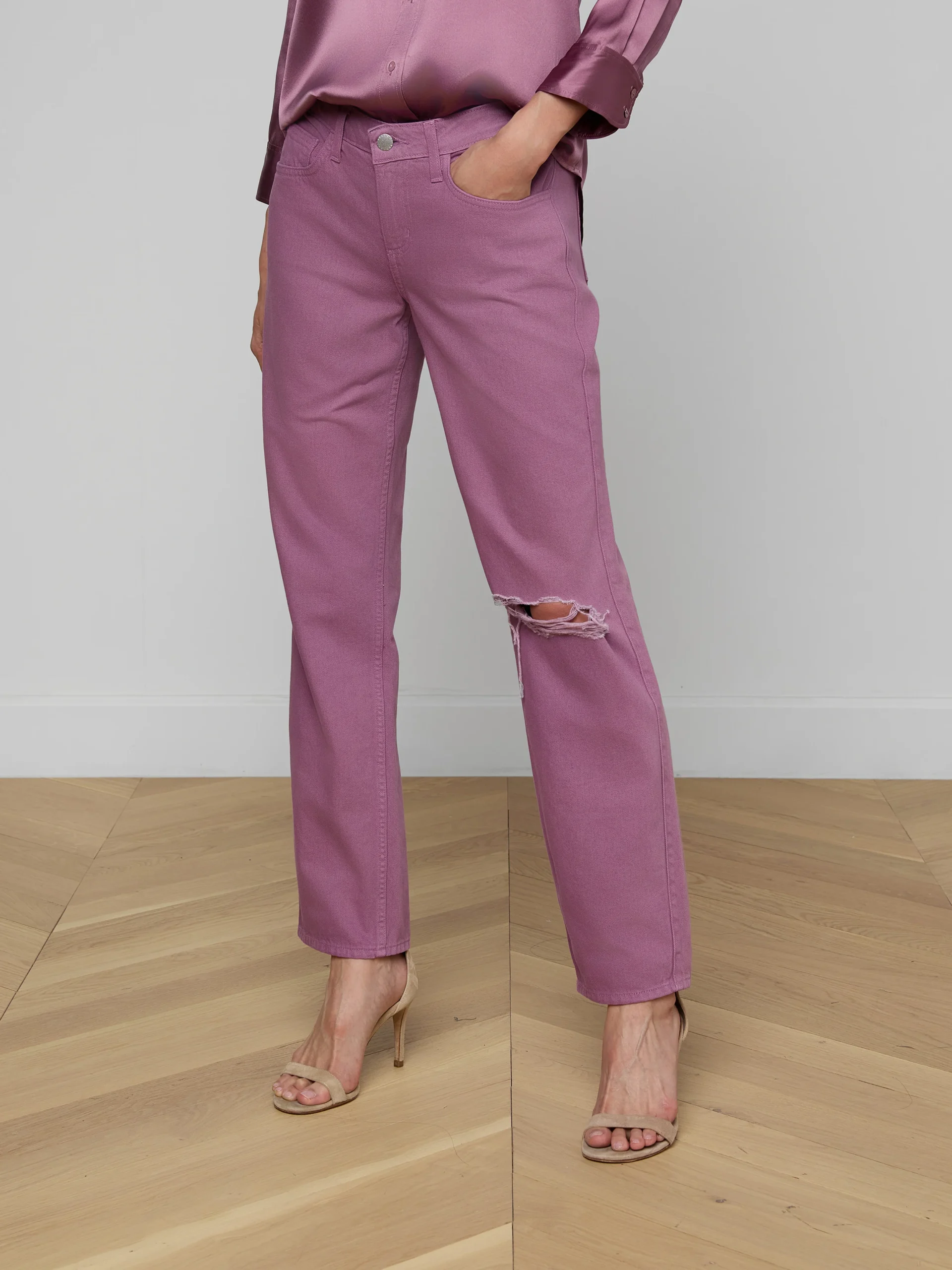 1322-nevia-slouchy-straight-leg-jean-3.webp Nevia Slouchy Straight-Leg Jean
