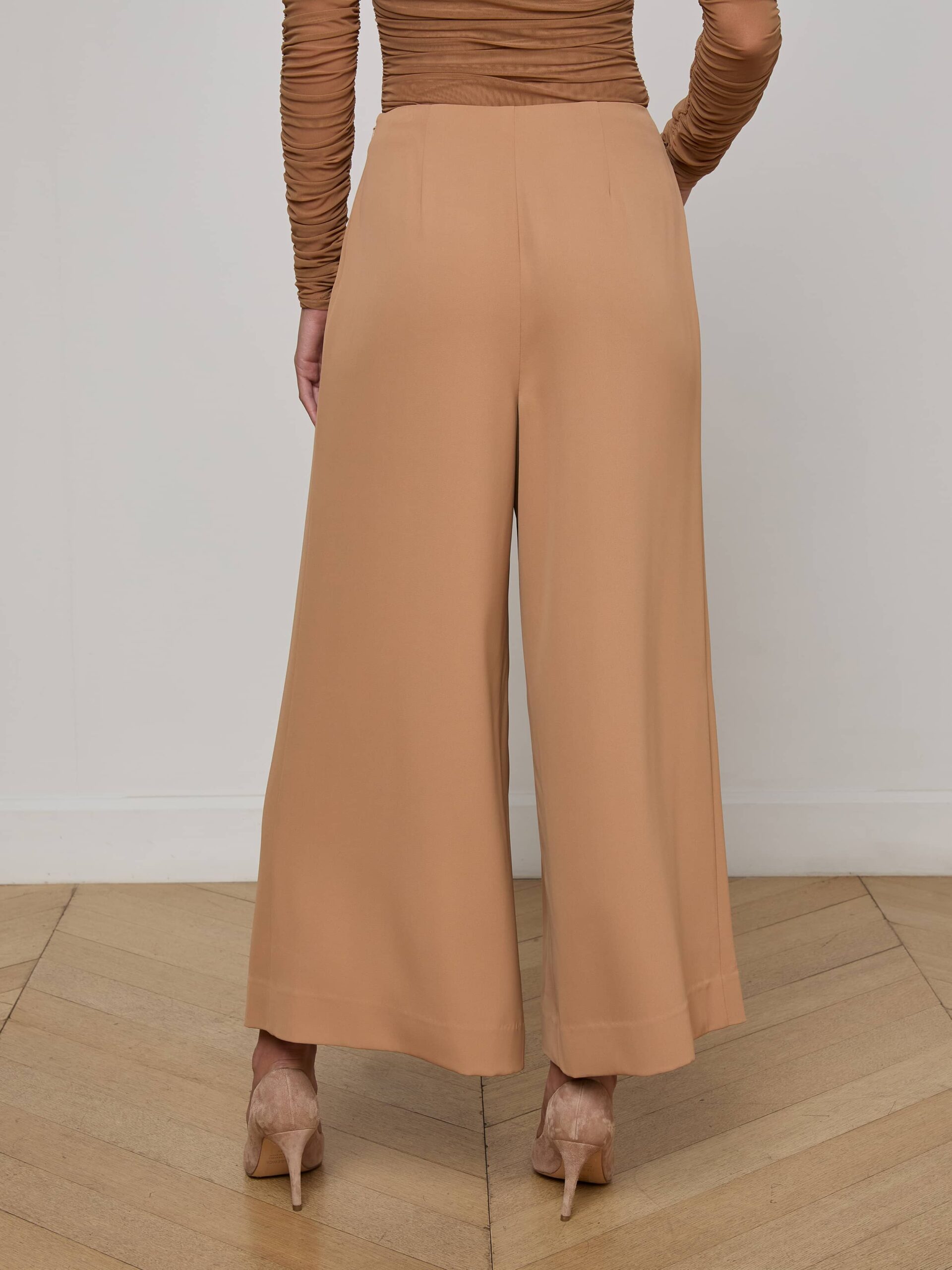 13976-novalynn-cropped-pleated-pant-4.jpg Novalynn Cropped Pleated Pant