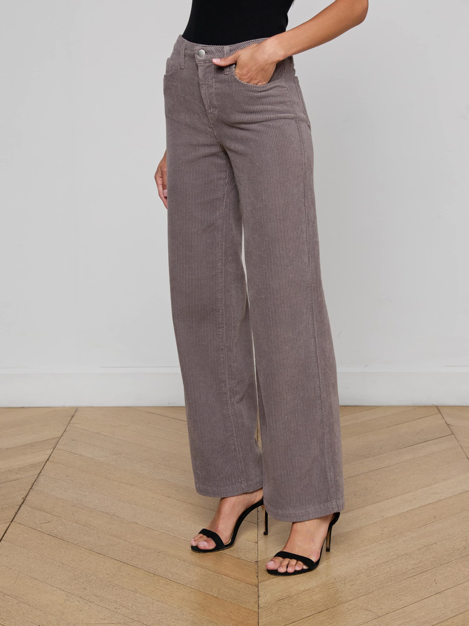 Scottie Corduroy Wide-Leg Jean