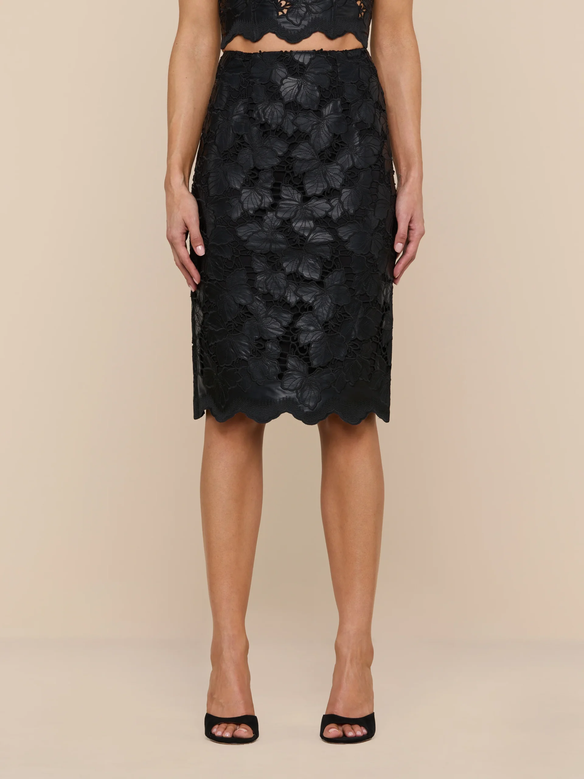15192-royal-pencil-skirt-3.webp Royal Pencil Skirt