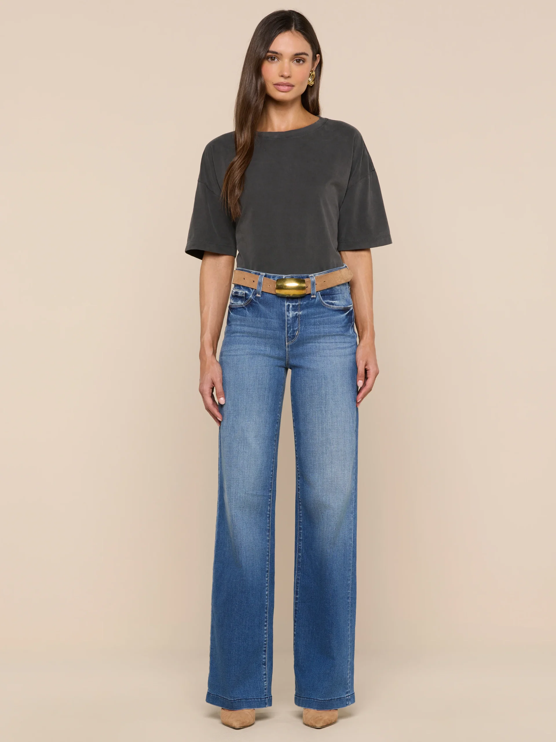 2106-daria-oversized-cropped-tee-5.webp Daria Oversized Cropped Tee
