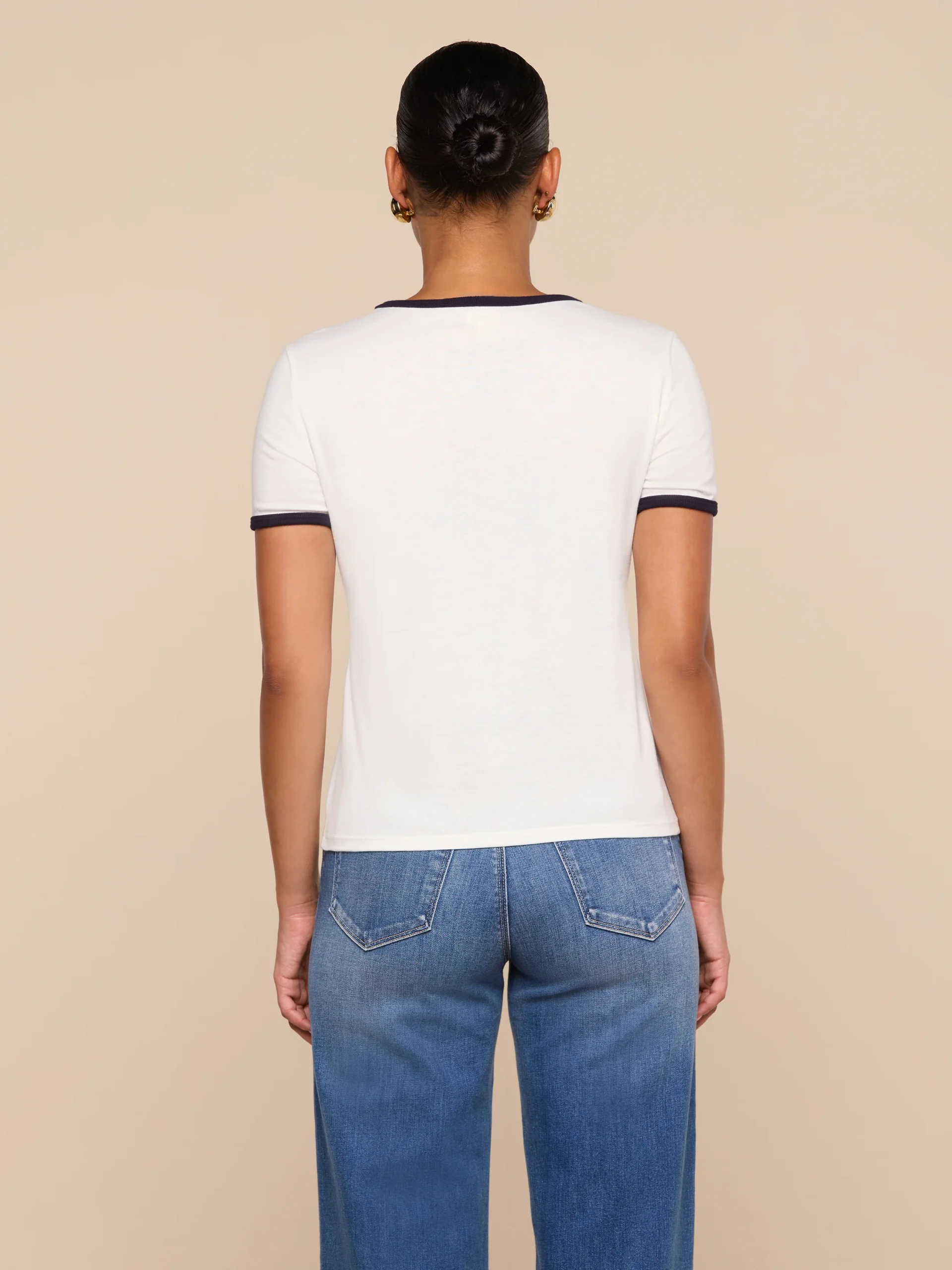 2210-tommie-crewneck-tee-6.webp Tommie Crewneck Tee