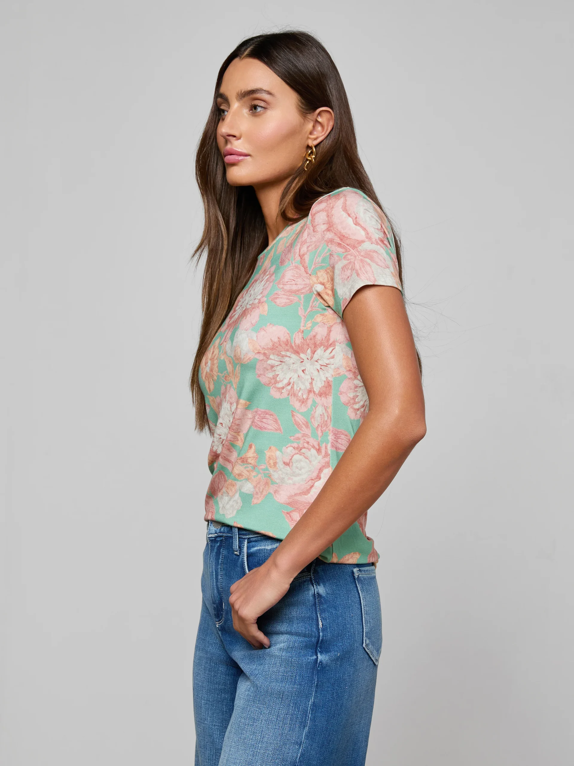 3176-ressi-fitted-tee-3.webp Ressi Fitted Tee