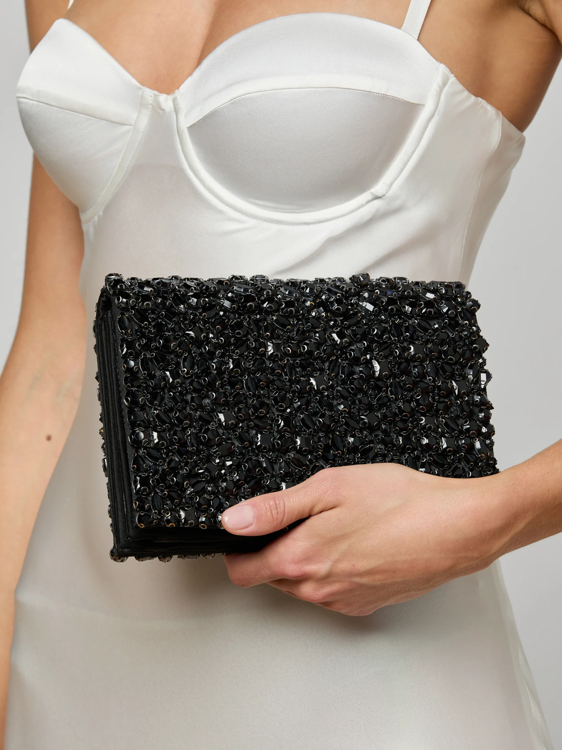 Victoire Crystal Clutch