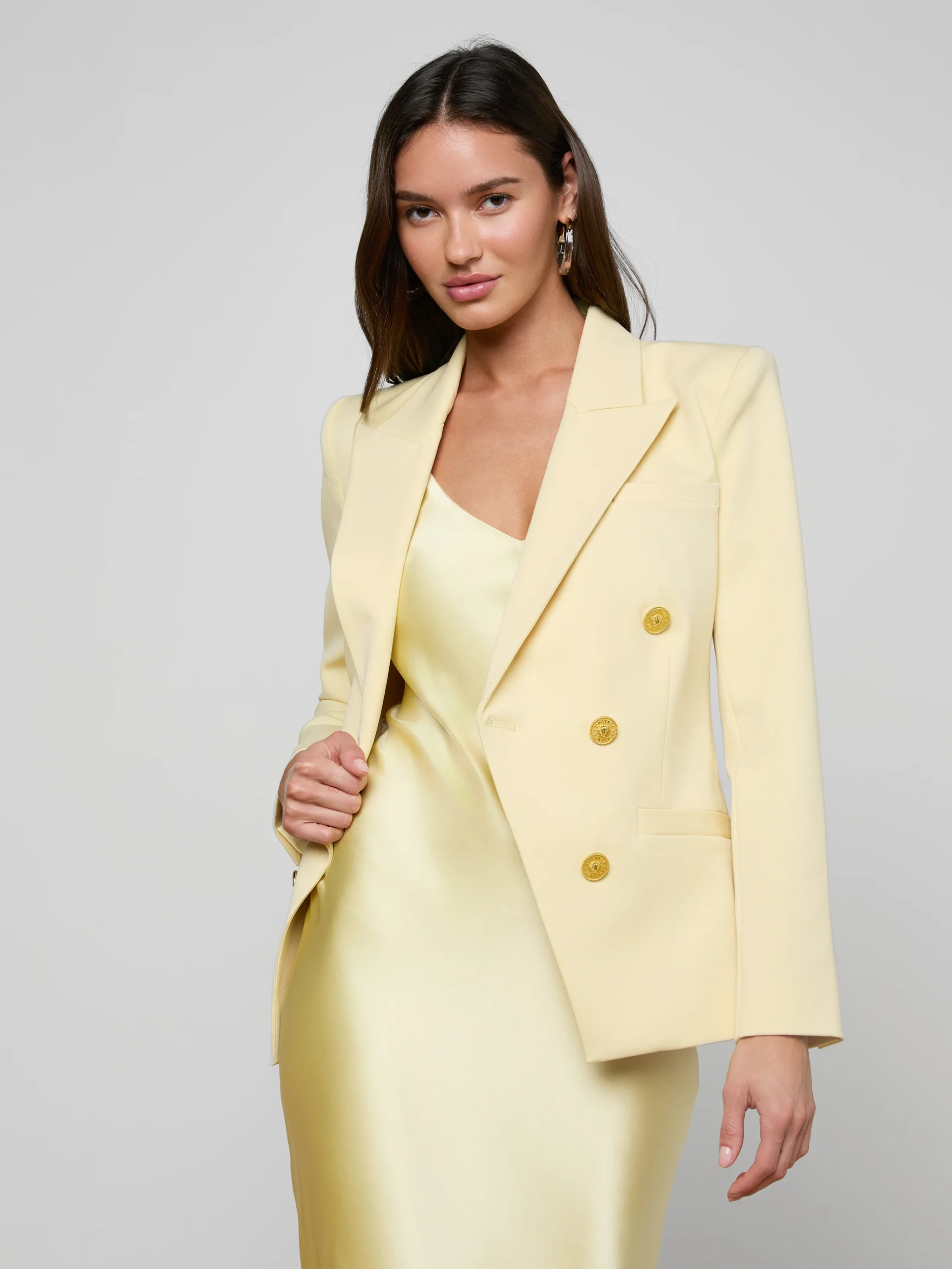 4387-kyomi-double-breasted-blazer-2.webp Kyomi Double-Breasted Blazer