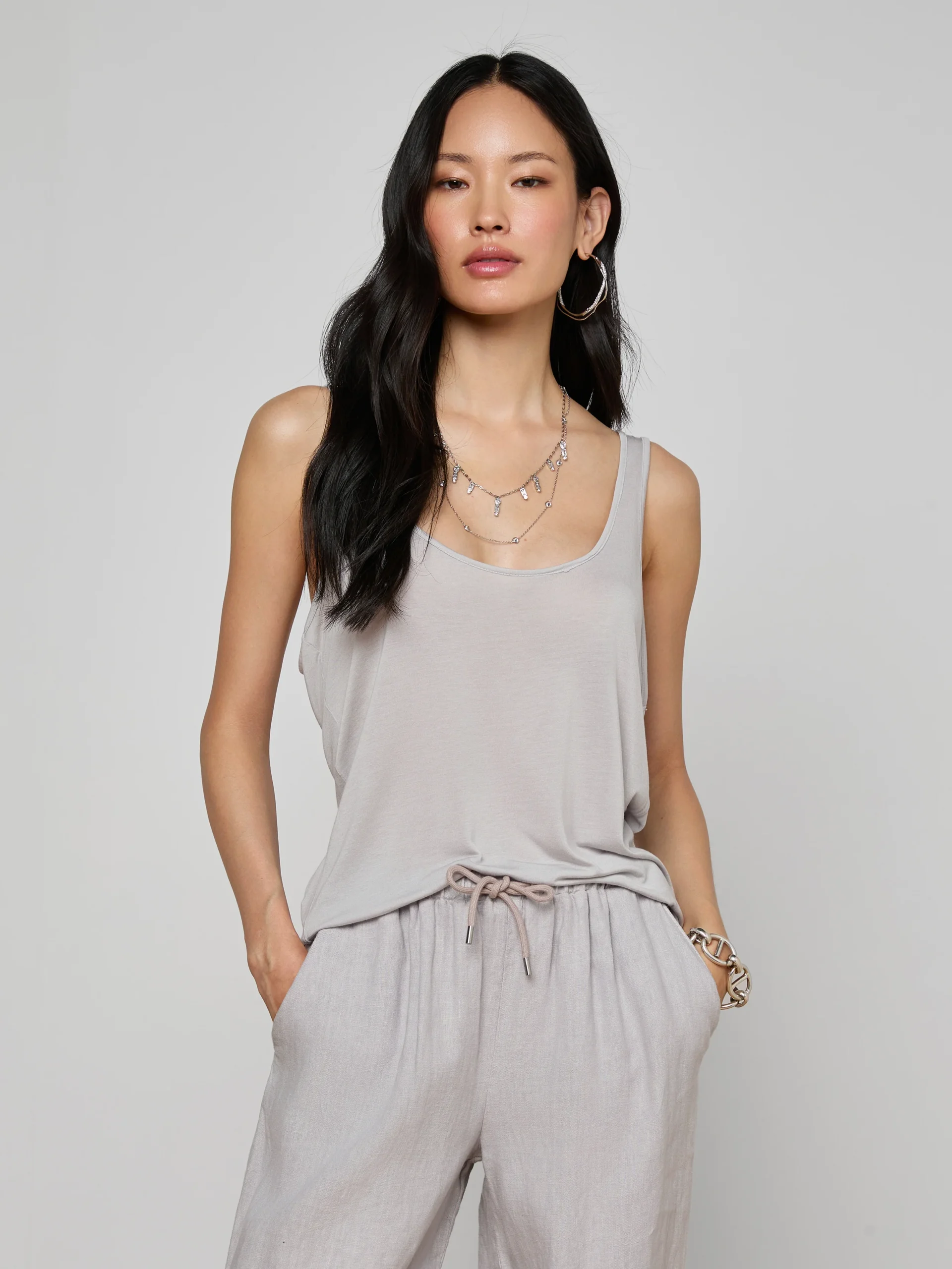 5155-celia-scoopneck-tank-1.webp Celia Scoopneck Tank