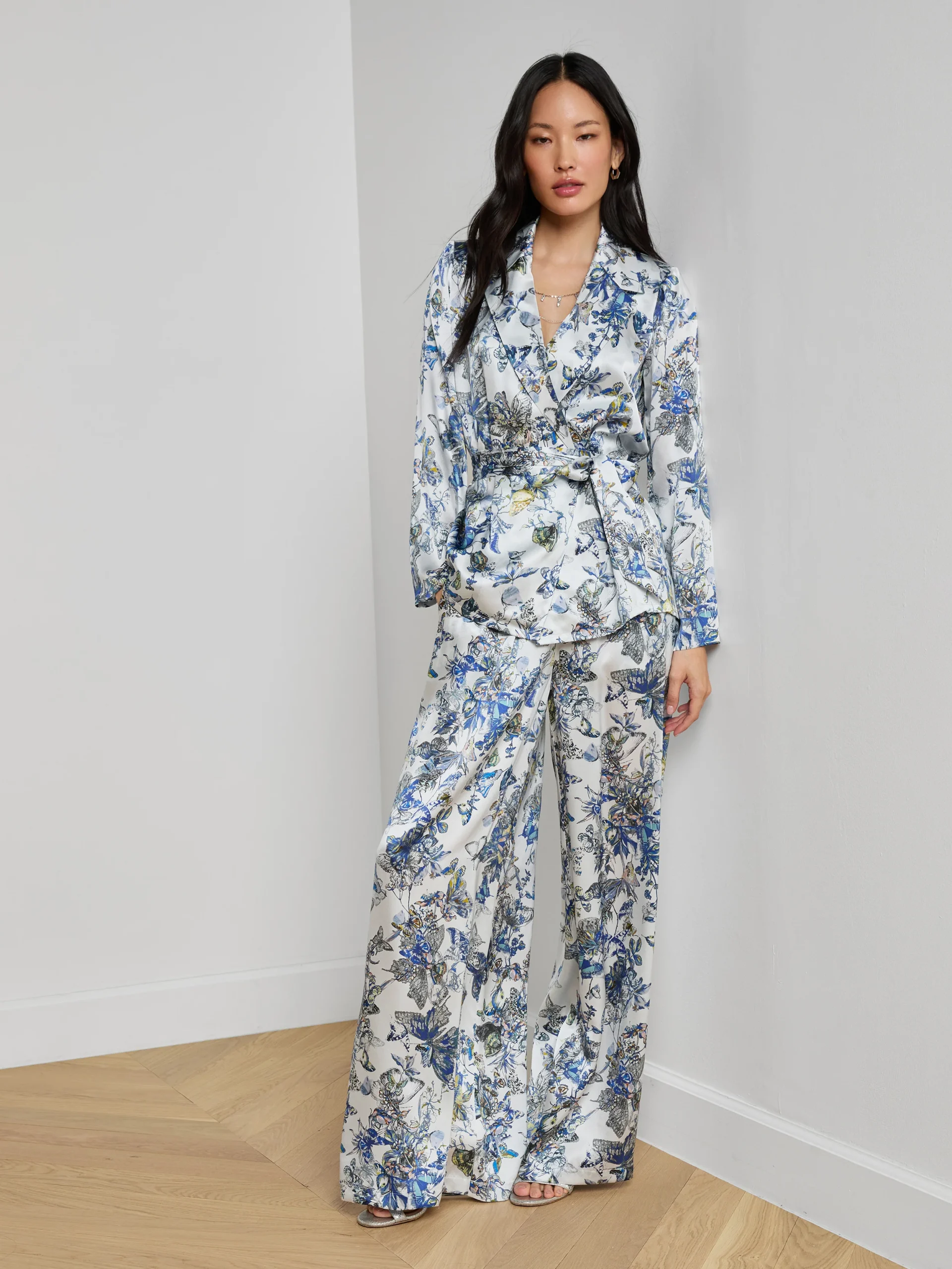 5456-ciara-silk-robe-top-6.webp Ciara Silk Robe Top