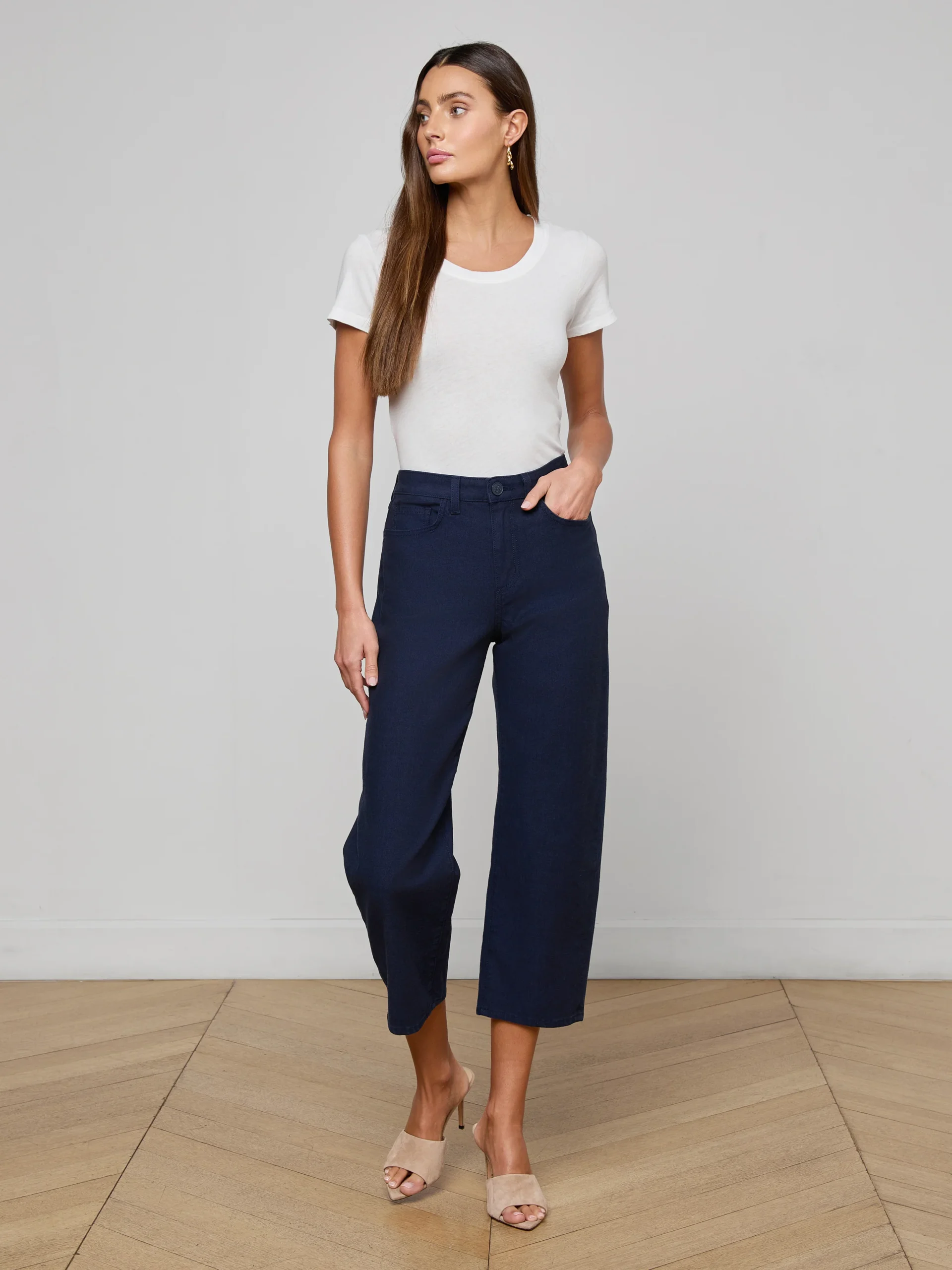 Mallis Bow-Leg Jean