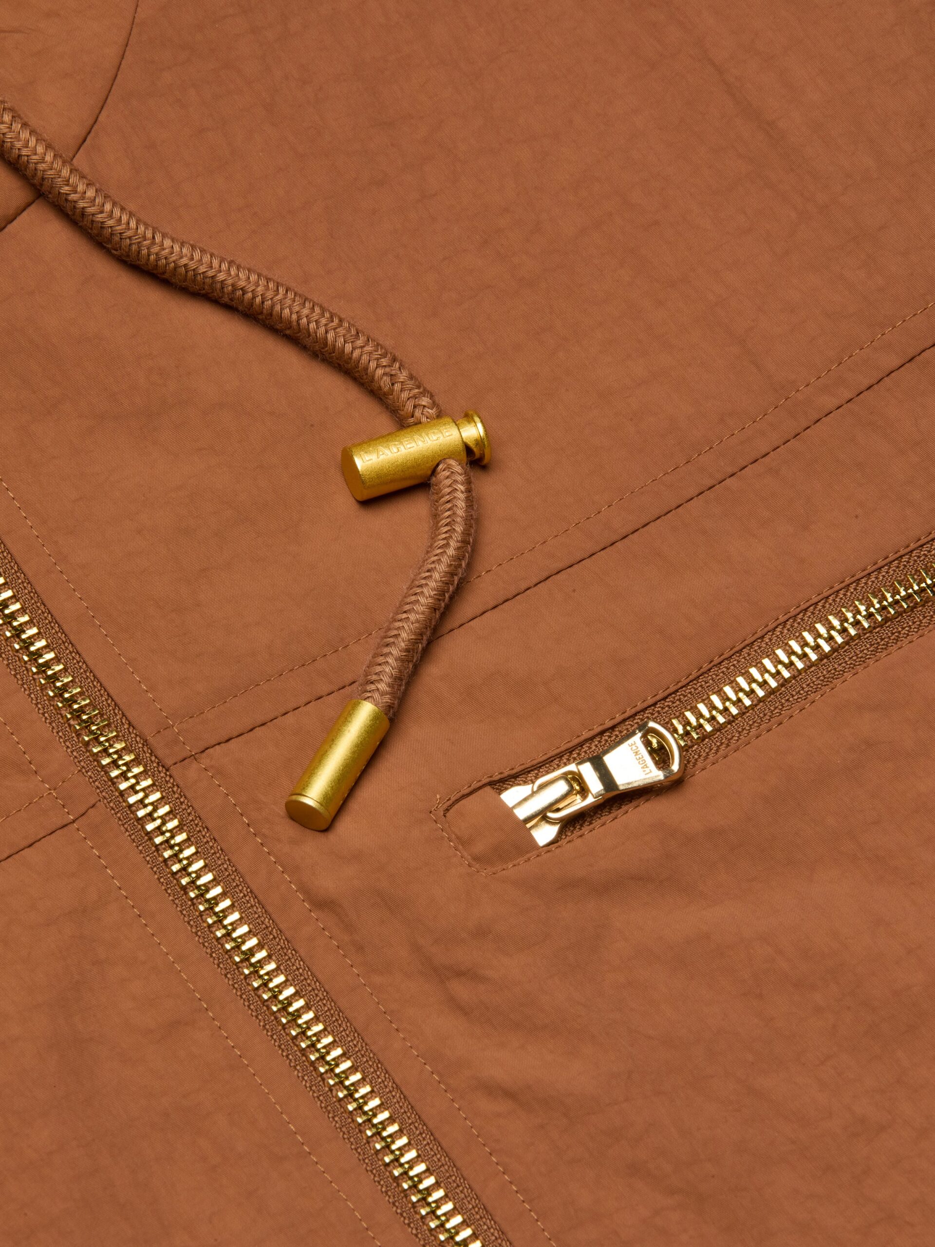 Calina Windbreaker