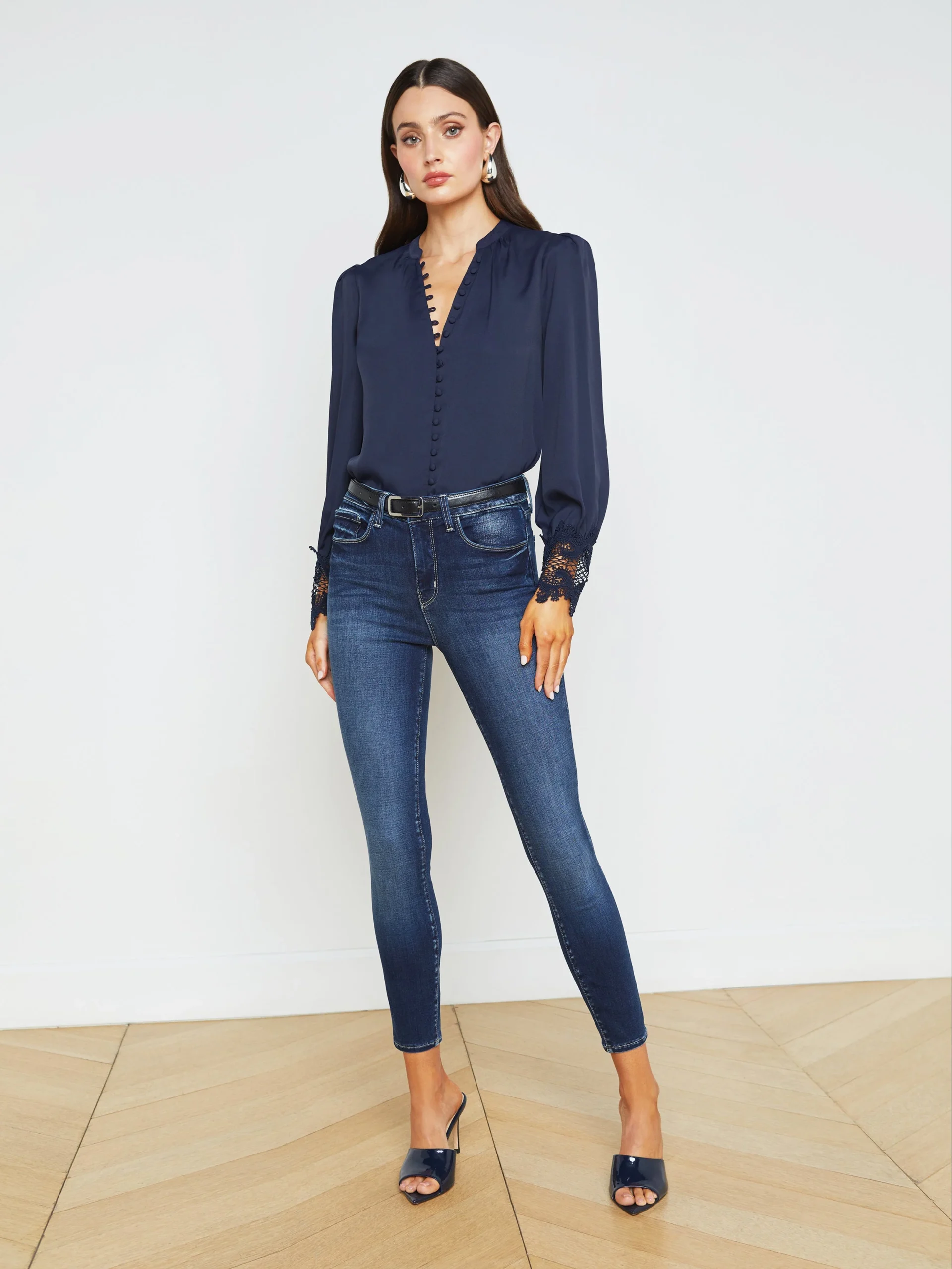 6758-margot-cropped-skinny-jean-1.webp Margot Cropped Skinny Jean
