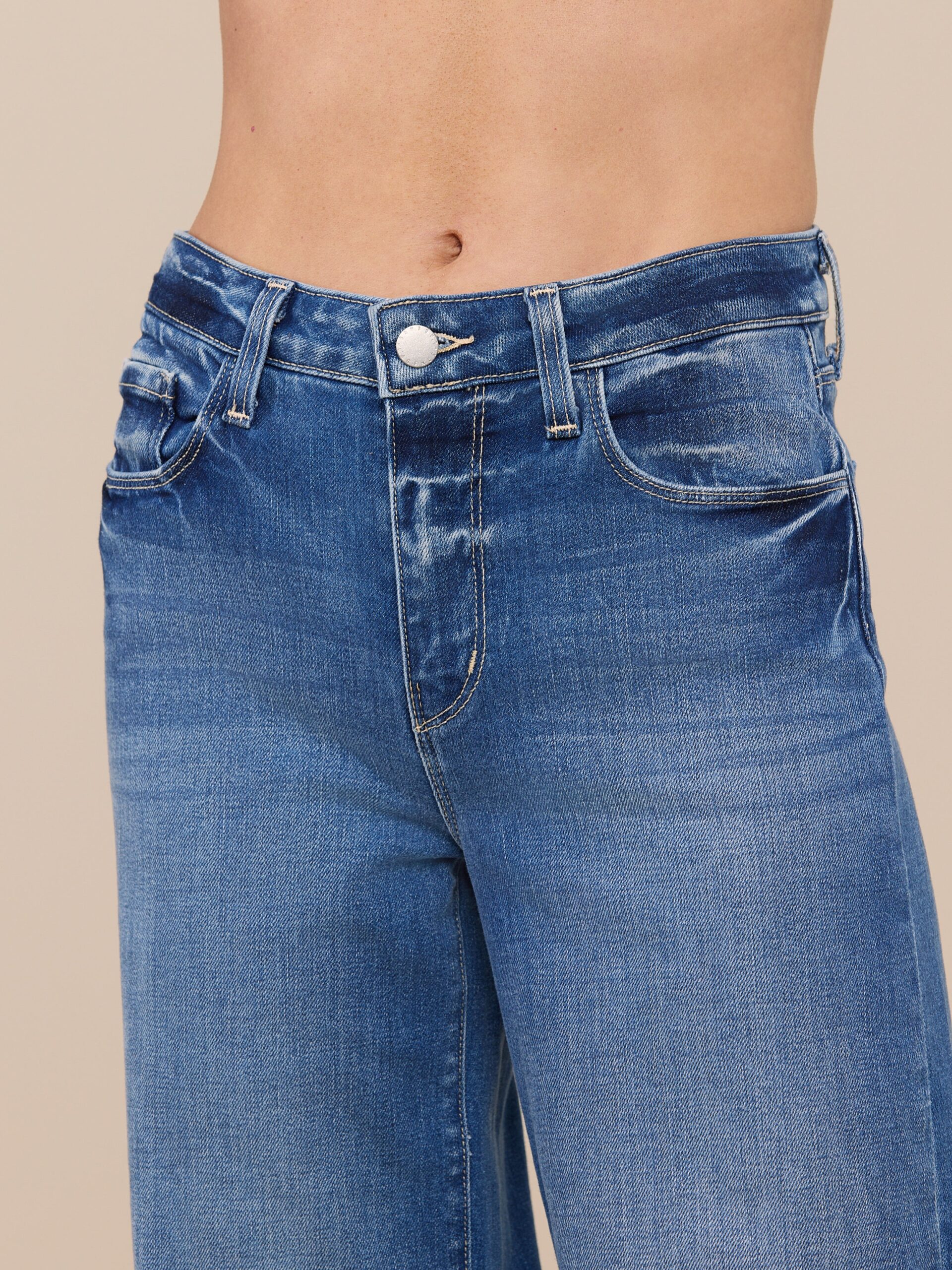 Clayton Wide-Leg Jean