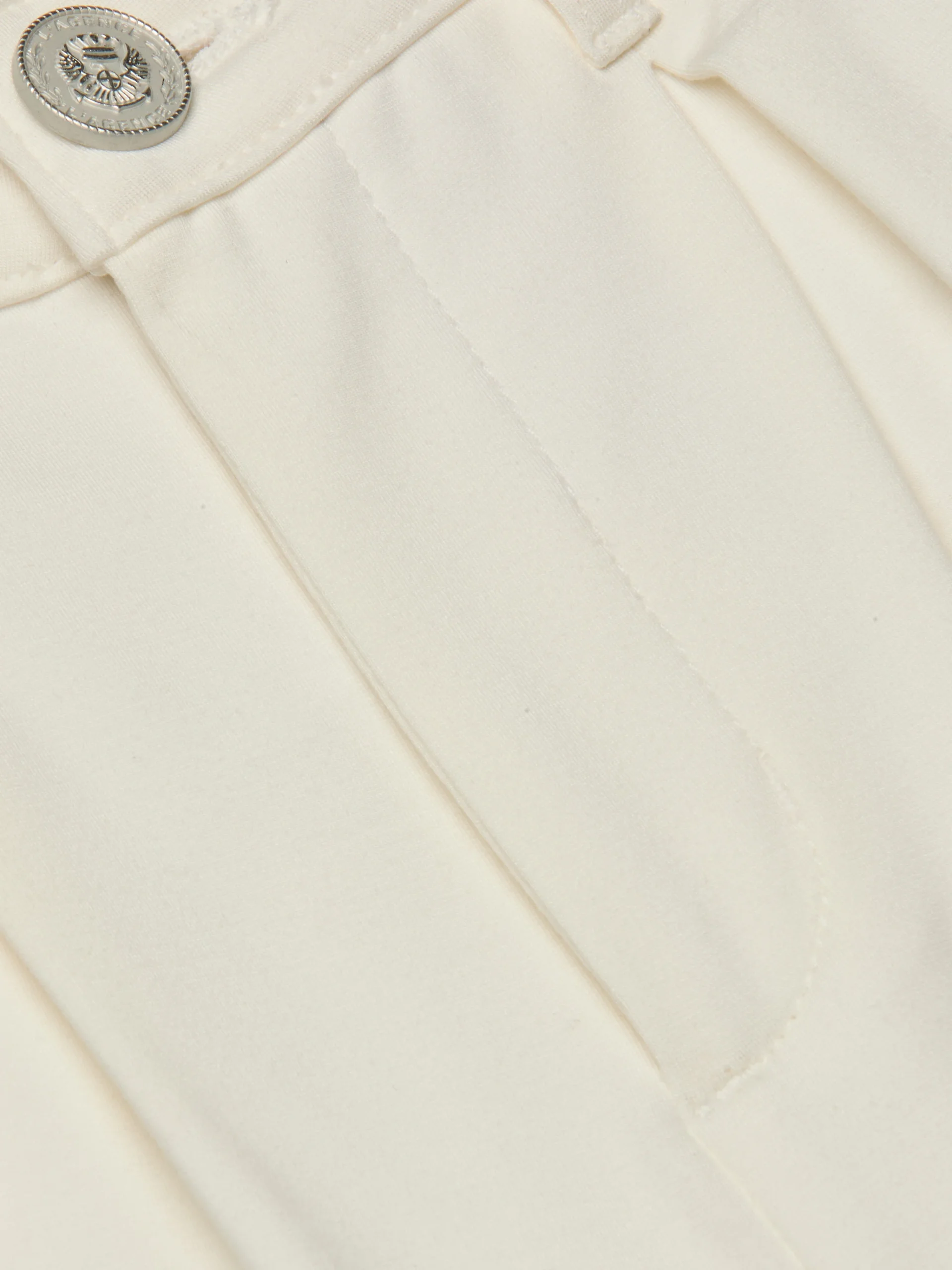 Akasha Bermuda Short