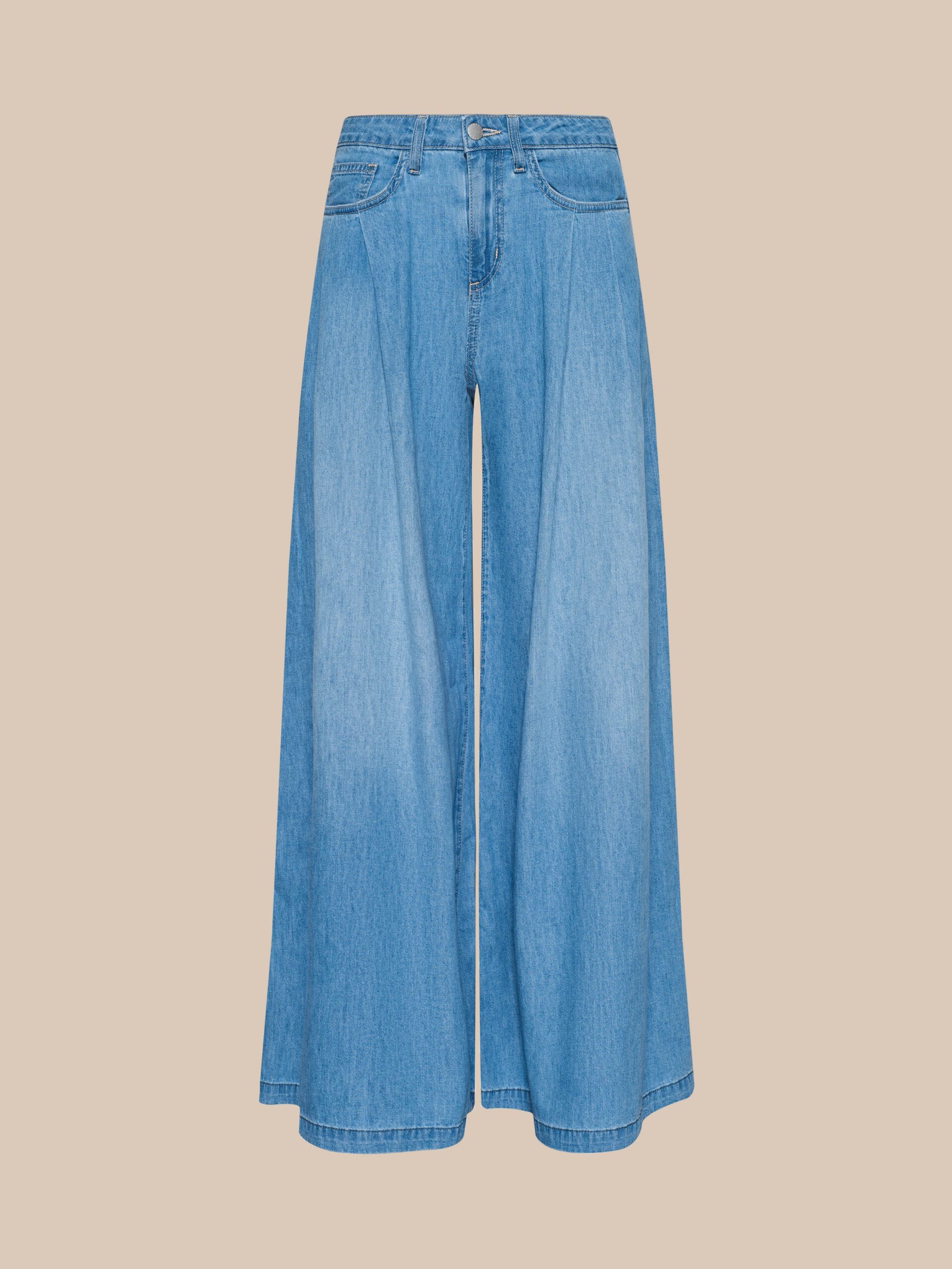 Dariela Wide-Leg Jean