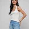 9299-adira-scoopneck-tank-3.webp Adira Scoopneck Tank