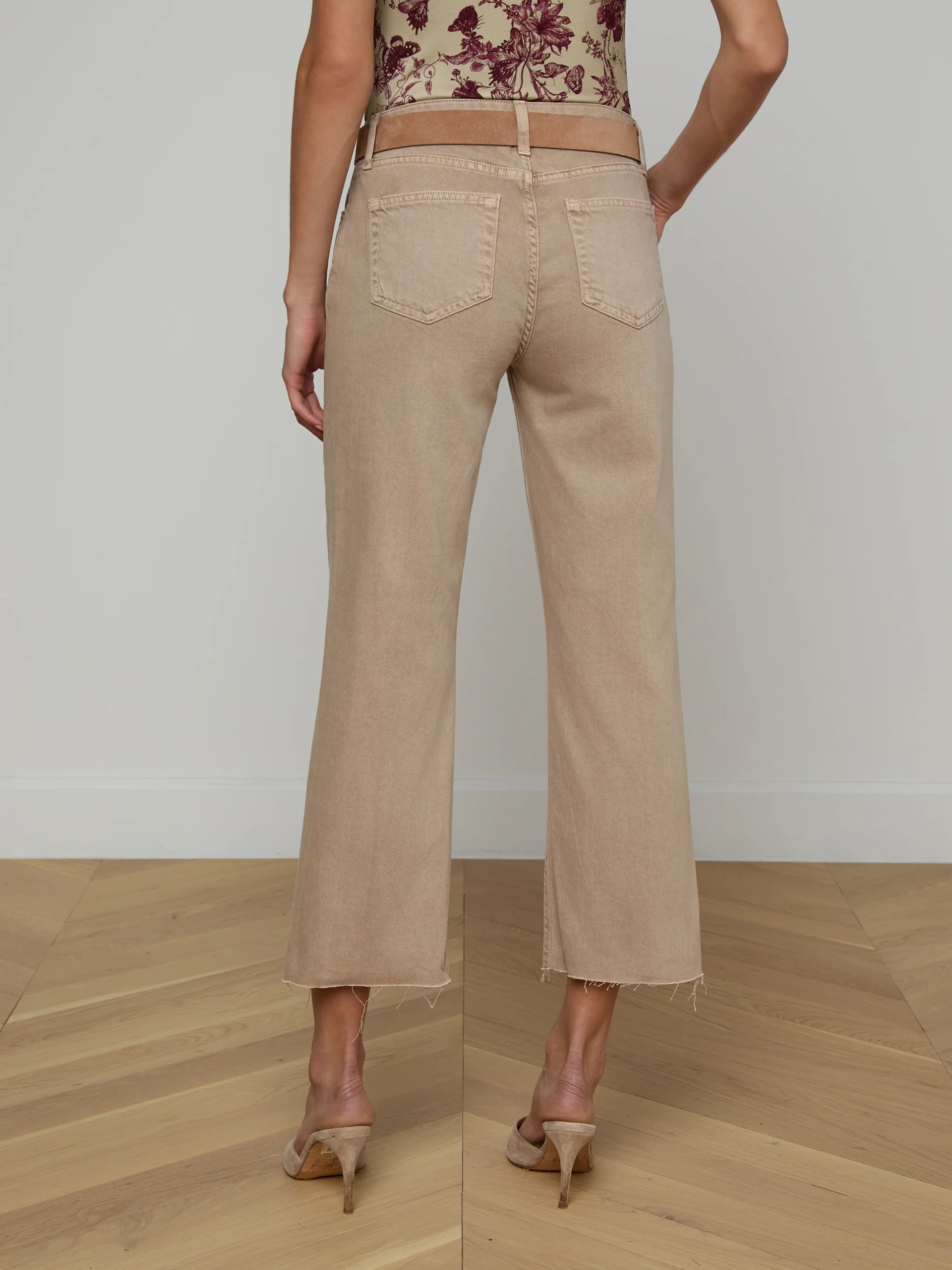 9307-wanda-cropped-wide-leg-jean-5.webp Wanda Cropped Wide-Leg Jean