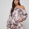 Asami Chain One-Shoulder Blouse
