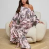 Asami Chain One-Shoulder Blouse