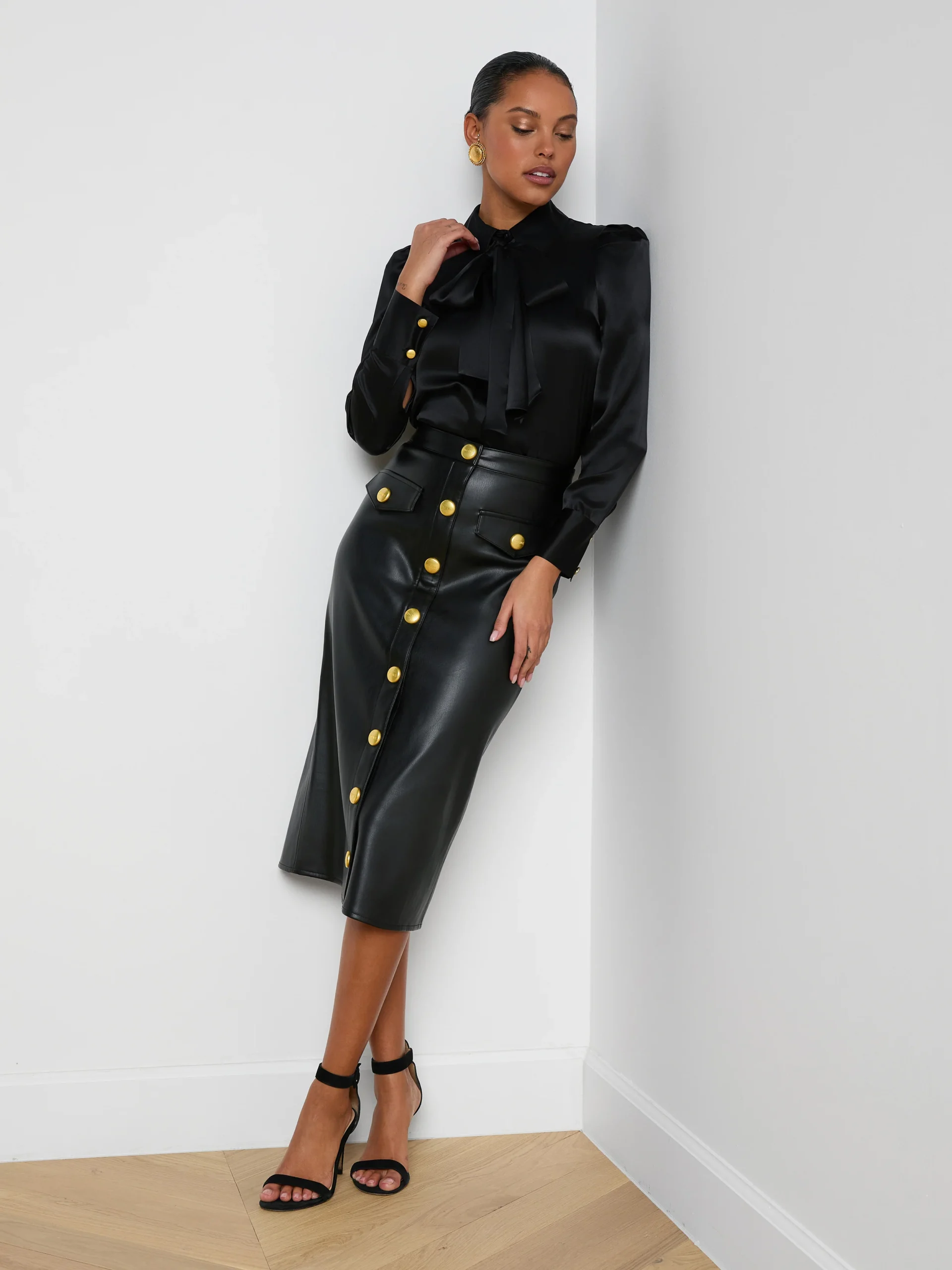 9585-milann-vegan-leather-skirt-1.webp Milann Vegan Leather Skirt